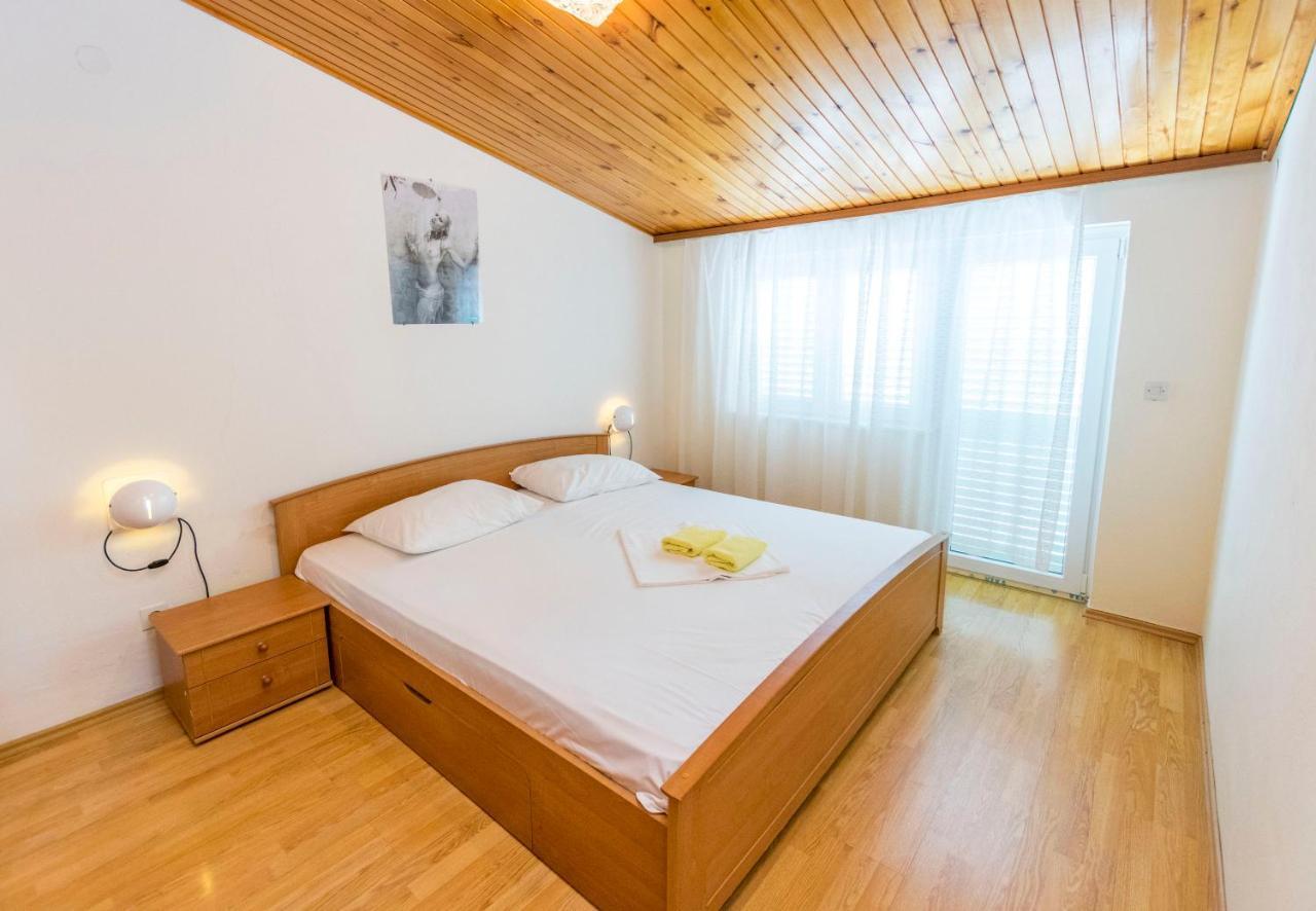 Apartments Jere Proto Primosten Exterior photo