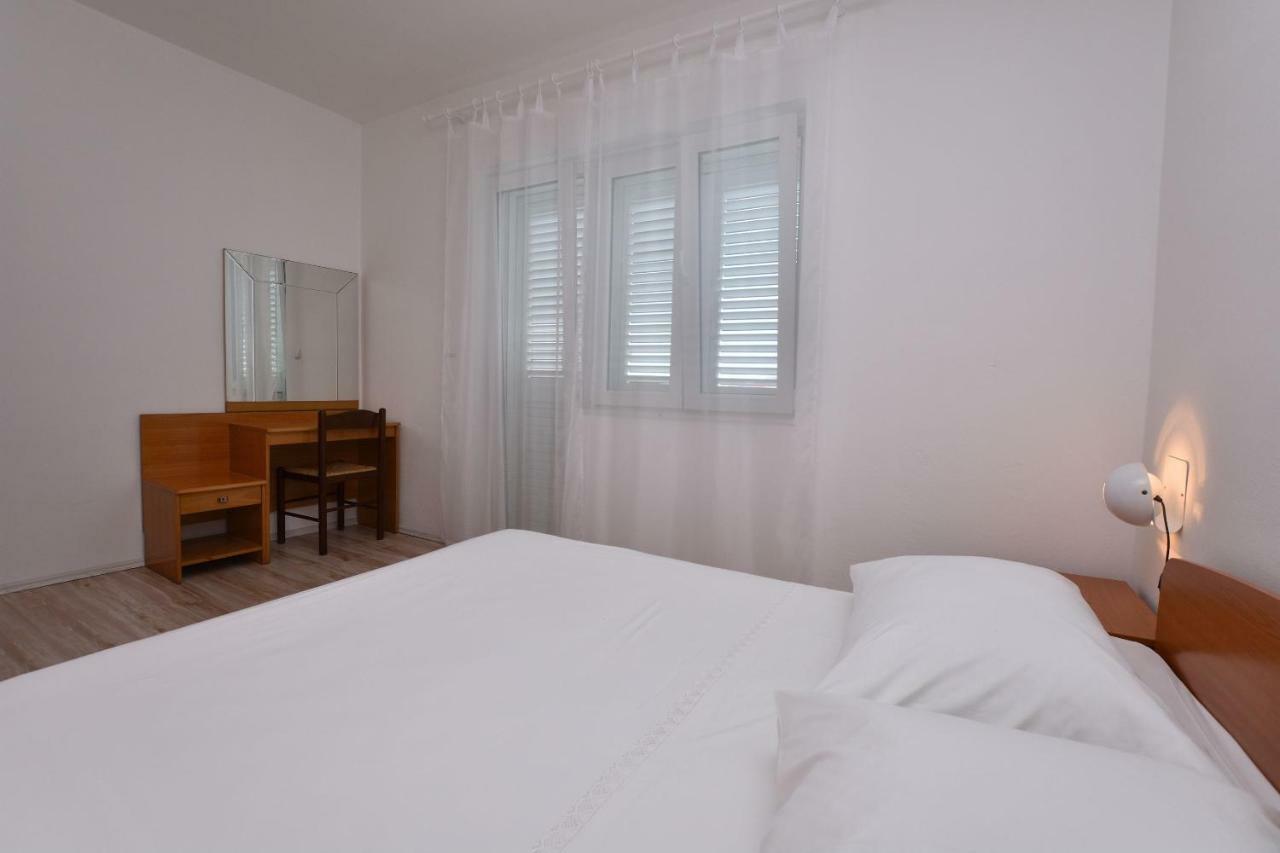 Apartments Jere Proto Primosten Exterior photo